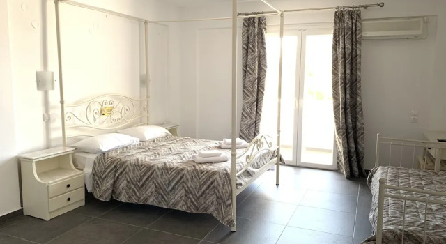 Двухместный номер с балконом Sea View Bay Hotel Santorini