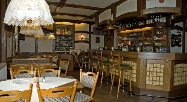 Hotel Restaurant Eifelstube, Забронировать Отель Кирксар Айфель