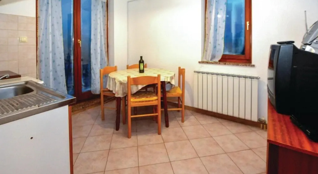Beautiful Home in Izola With Wifi and 2 Bedrooms