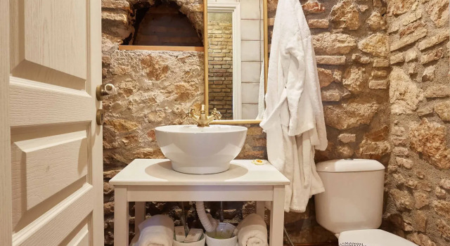 Номер Deluxe с балконом Athenian Residences