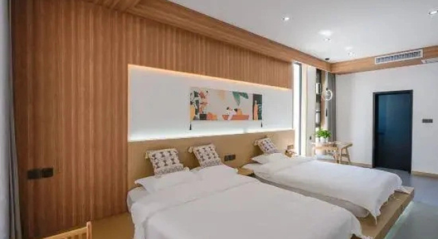 Люкс Yueting Homestay (Yesanpo Bailixia)
