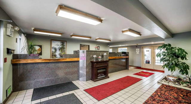 Econo Lodge, Забронировать Отель Ларами Вайоминг