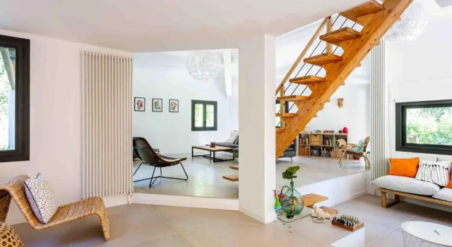 Maison Les Baux-de-Provence, 8 pièces, 10 personnes - FR-1-599-33, Забронировать Отель Ле-Бо-де-Прованс Альпий