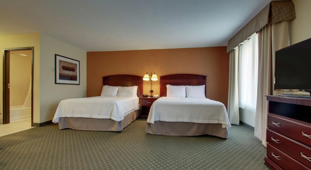 Четырёхместный люкс Hampton Inn & Suites Denver Littleton