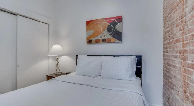Апартаменты Grand Central Belmont Residences