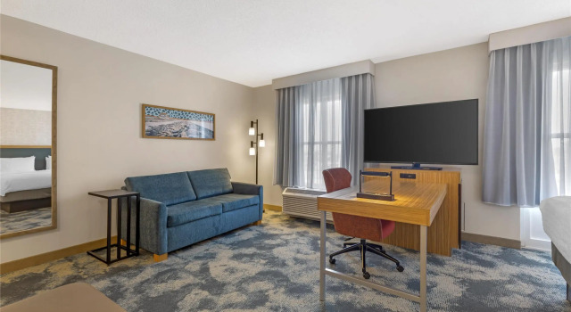 Люкс Hampton Inn & Suites by Hilton Plymouth