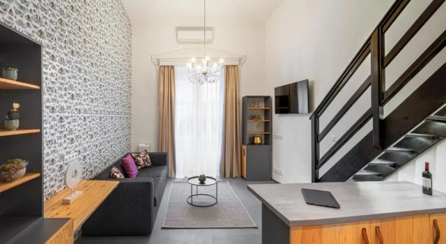 Студия Дуплекс Mordecai 12 Apartments by Adrez