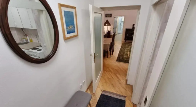 Апартаменты Big Downtown Apartment across National Theater (2 Bedrooms)