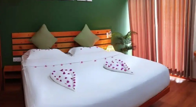 Ruka Maldives, Book Hotel Hoteller i Southern Atolls med parkering, Parkering