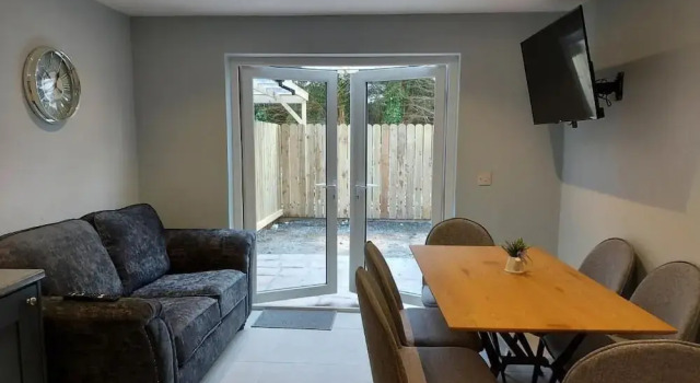 7 Eyre Square Lane, Забронировать Дом для отпуска Коттеджи Голуэй, Коттедж