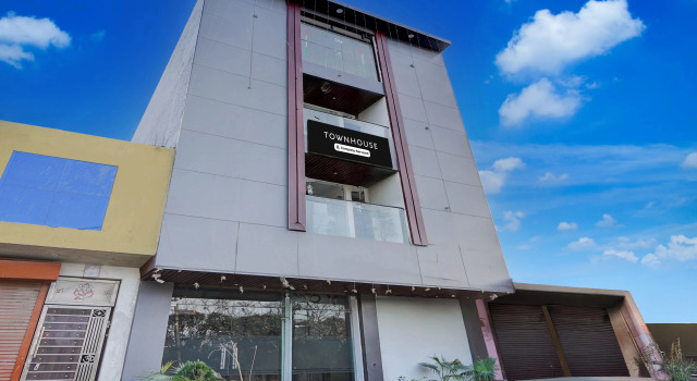 Townhouse Sector 67A Gurgaon Formerly Viraj Residency