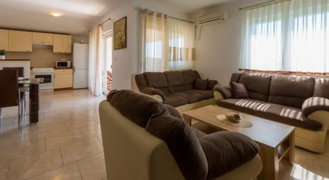 Apartment Villa Gome, Забронировать Апартаменты/квартира Бласковичи 