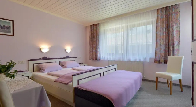Landhaus Stefanie, Rezerwuj Dom wakacyjny Hotele w Tyrol z parkingiem, Parking