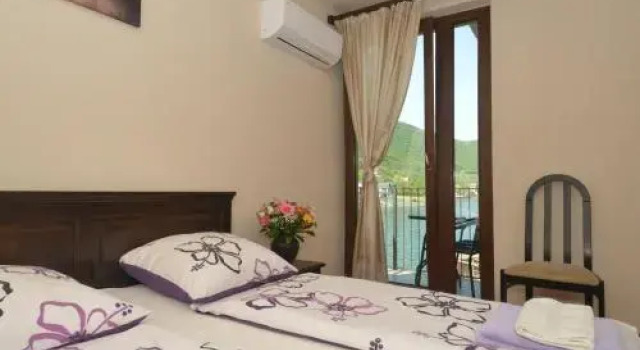 Vila Golful Dunării, Reserva ahora Hotel Dubova Mehedinti