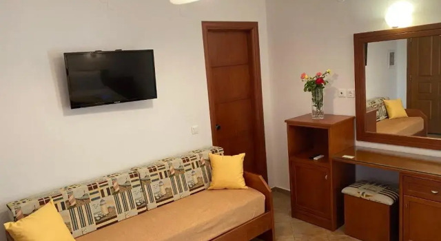 Студия Thalina Hotel