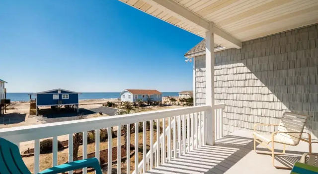 Sea Glass by Oak Island Accommodations