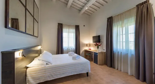 Agriturismo Podere lAione, Забронировать Фермерский дом Скансано Тоскана