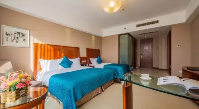 Семейный номер Standard Dalian Furong International Hotel