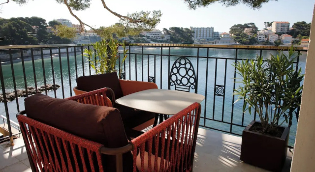 Трёхместный номер Deluxe с видом на море Splendid Hôtel & Spa