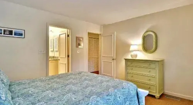 4585 Parkside Villa