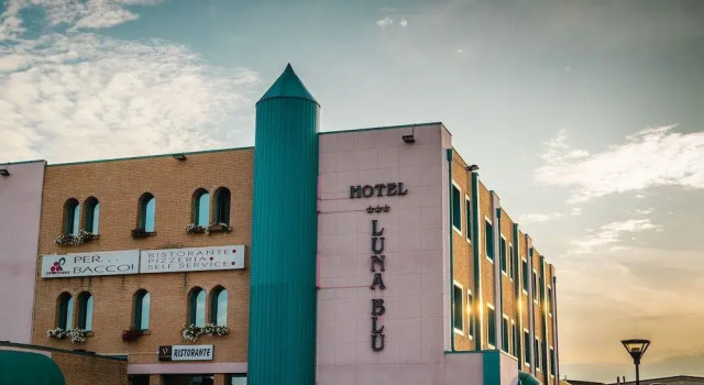 Hotel Luna Blu, Reserva ahora Hotel Cento 