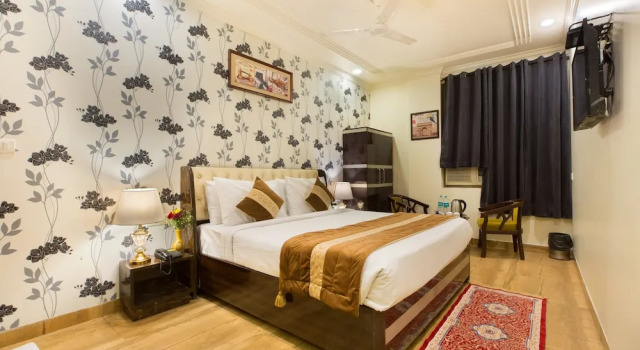 Номер Deluxe Hotel WHITE & BLUE Delhi Airport