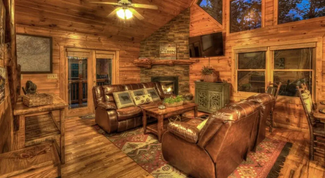 Cozy Bear Cabin by Escape to Blue Ridge, Rezerwuj Hotel Blue Ridge Georgia