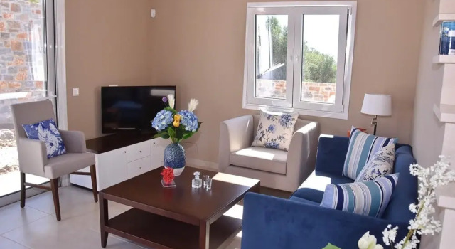 A Wonderful 3 Bedroom Villa in Kounali, Crete Perfect for a Family Vacation, Забронировать Вилла Отели East Crete 3 звезды, 3*