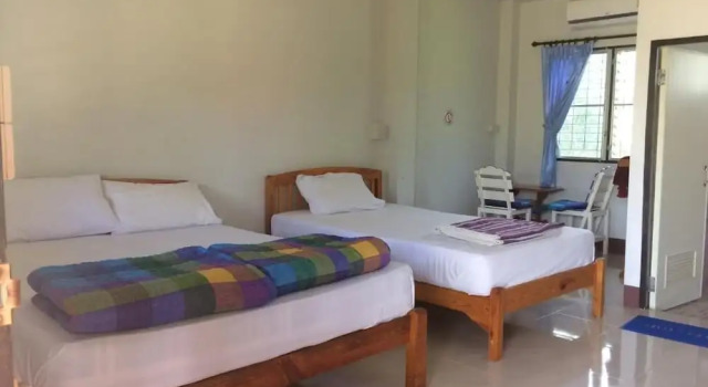 Golden Palm Resort, Reservar Resort Hotéis em Ban Luang com estacionamento, Estacionamento