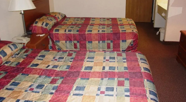 Люкс Lomira Inn and Suites