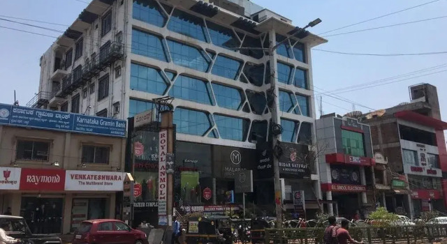Hotel Bidar Gateway, Забронировать Отель Отели штата Карнатаки с парковкой, Парковка