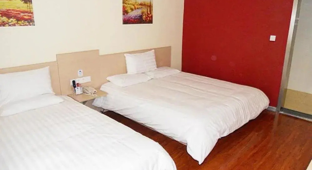 Hanting Express Liuzhou Bayi Road, Prenota Hotel Liuzhou Guangxi