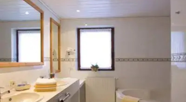Номер Deluxe Berghotel Habbel und die Welt kann warten