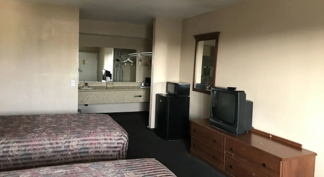 Bakersfield Inn & Suites, Rezervați Hotel Bakersfield 