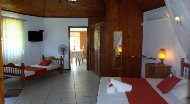 Шале Superior Amitie Chalets Praslin