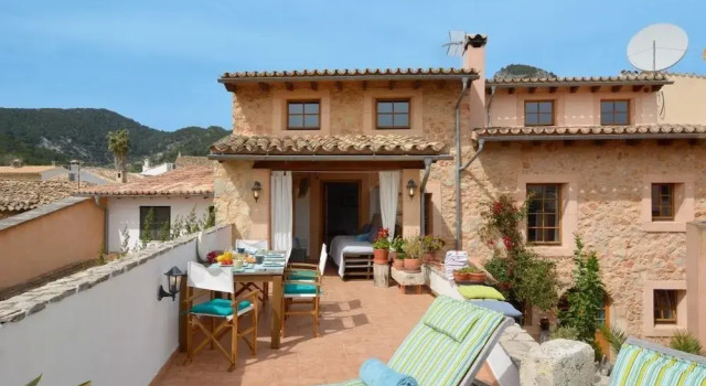 Коттедж Mallorca traditional stone village house