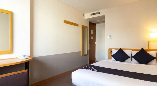 OYO Yutaka Hotel Kitakyushu Kokura, Prenota Hotel Hotel a Kyushu con parcheggio, Parcheggio