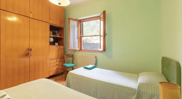 Cozy Home In Magione -Pg- With Wifi, Забронировать Отель Отели Озера Тразимено с парковкой, Парковка
