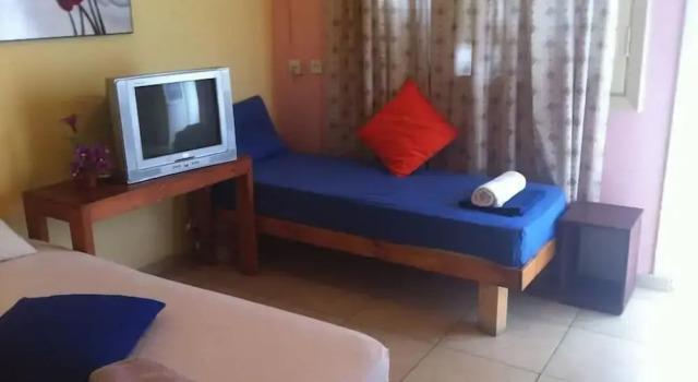 Habitación doble Económica con balcón Hotel 28