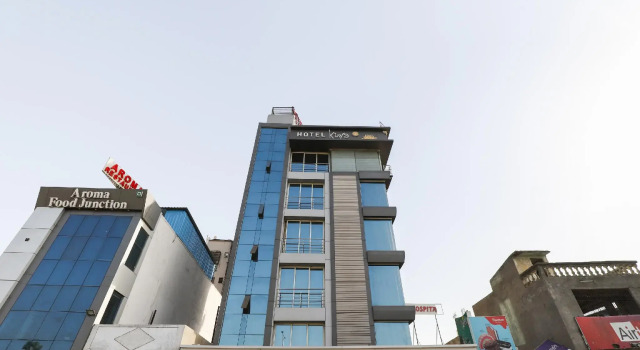 OYO 79456 Collection O Hotel Kyra, Rezervovat Hotel Hotely v Gujarat s parkováním, Parkování