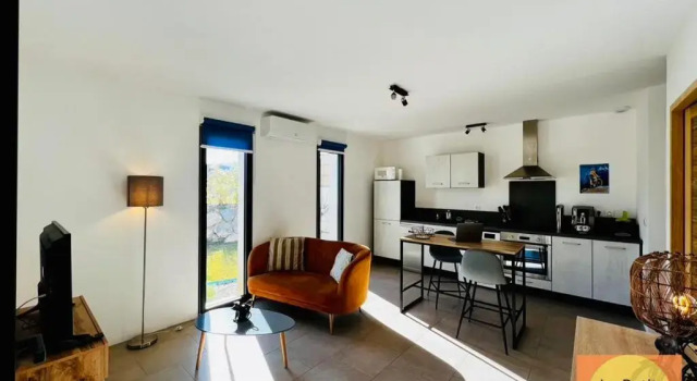 LOGIS DES ROCHES - 2 VILLAS VUE EXCEPTIONNELLE - Le Petit Chevalet, Le Grand Sabouillon, Забронировать Отель Бюи-ле-Баронь Drôme Provençale, рядом с Maison des plantes aromatiques et medicinales