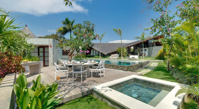 Вилла с 4 комнатами The Layar - Designer Villas and Spa