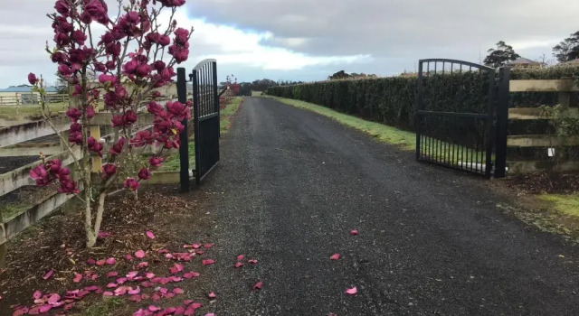 Апартаменты Цокольный этаж Self Contained Cottage Pukekohe