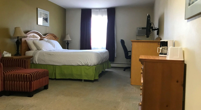 Двухместный люкс Americas Best Value Inn & Suites Anchorage Airport