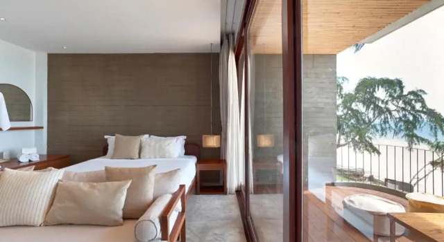Двухместный номер Standard с балконом и с видом на море Chula Beach Resort