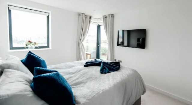 Brand New Beachfront Ground Floor With Garden 2 Bed Apartment 6 Guests, Varaa Huoneisto Asunnot kohteessa Merseyside, Huoneisto