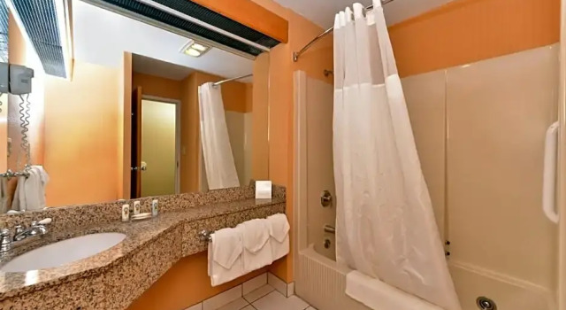 Номер Superior Home2 Suites By Hilton East Haven New Haven