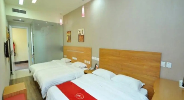 Thank Inn Plus Hotel Tianjin Dongli District Xunhai Road, Rezerwuj Hotel Dongli 