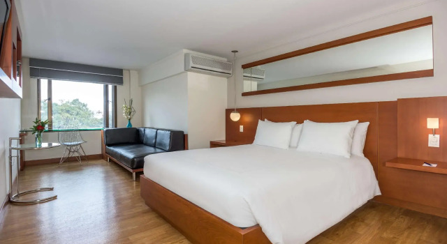 Номер Standard Avani Royal Zona T Bogotá Hotel
