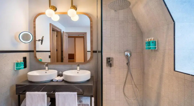 Семейный номер Standard Canfranc Estación, a Royal Hideaway Hotel - Gran Lujo